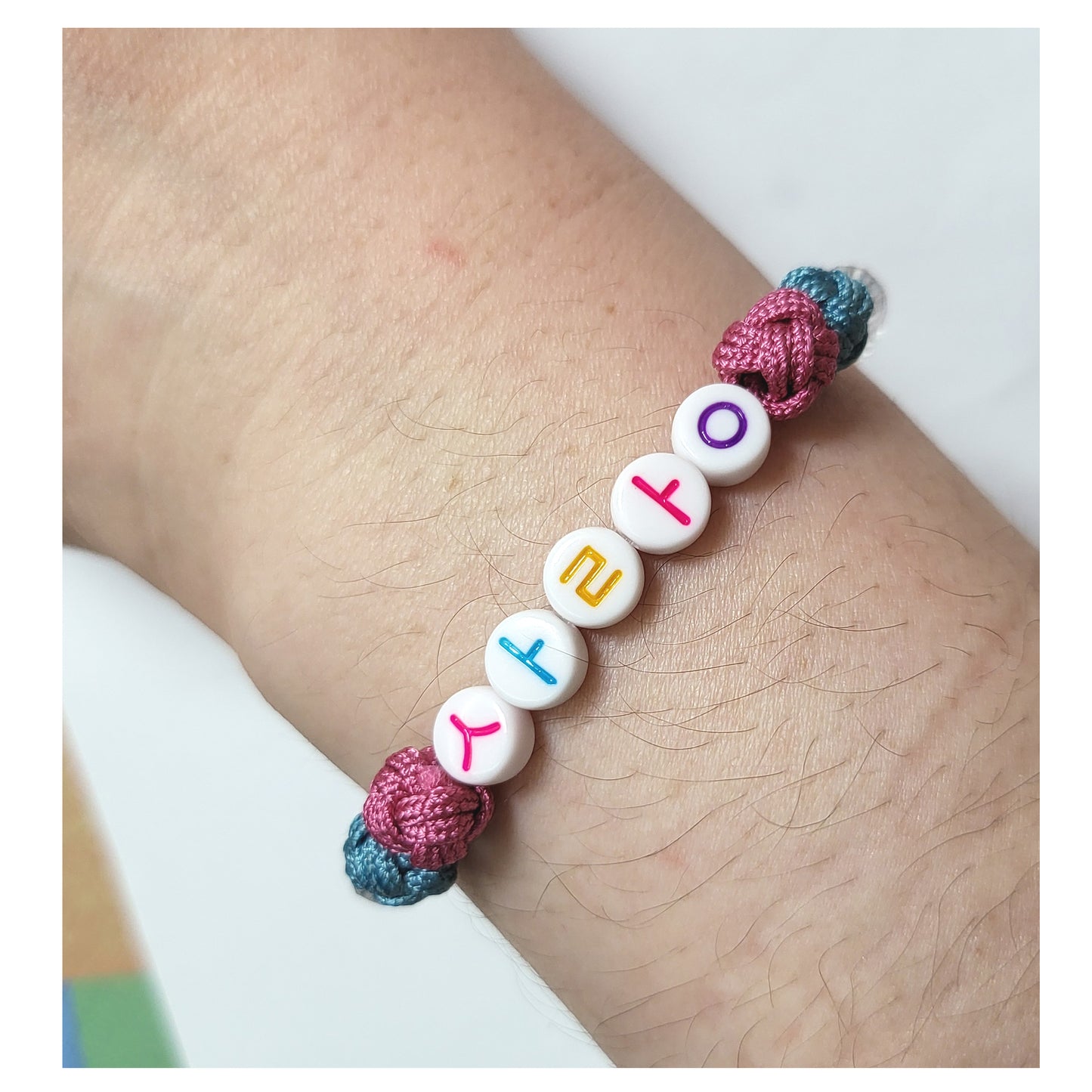 Custom Hangul(Korean) Beads Bracelet with Korea traditional knot