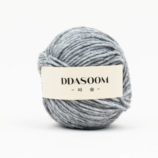 Ddasoom, Wool Acrylic Yarn, Light and Fluffy, Pretty Colors - Grey