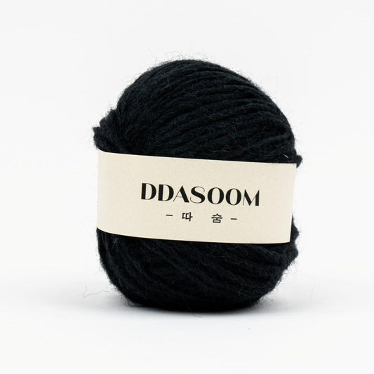 Copy of Ddasoom, Wool Acrylic Yarn, Light and Fluffy, Pretty Colors - Black