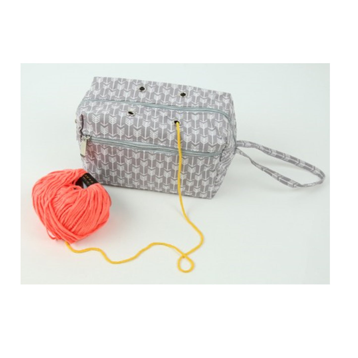 Knitting Bags with Zipper Closure with yarn holes